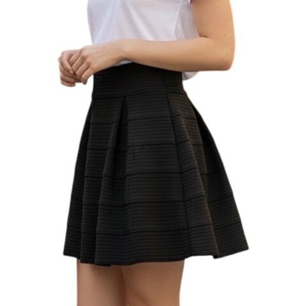 Xhilaration Skater Skirt Womens XS‎ Black Textured Knit Box Pleat Mini Flare